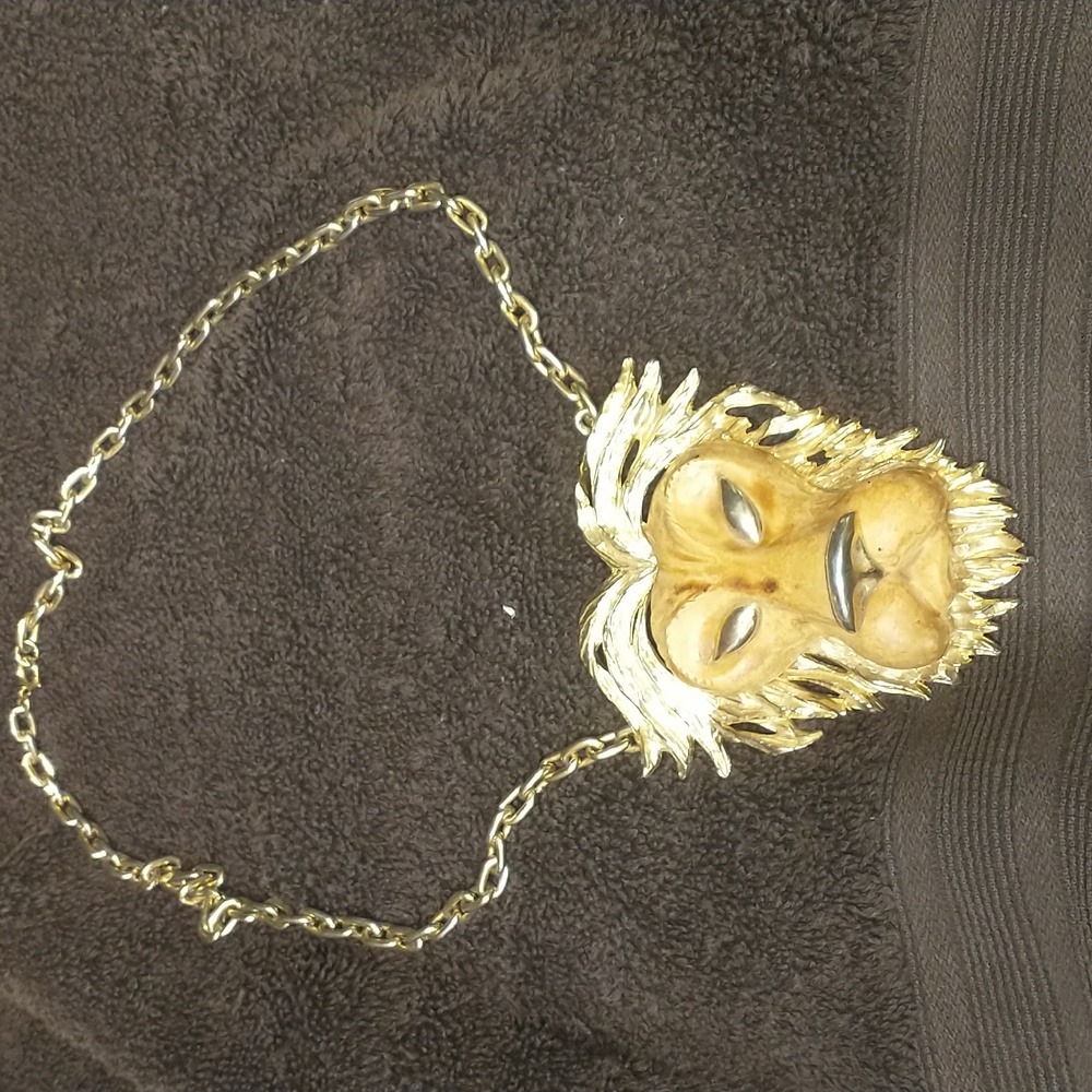 60's - 70's lion head necklace